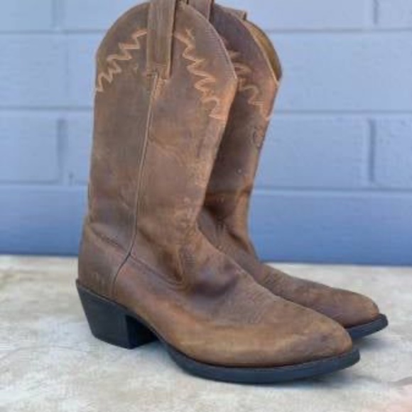 Ariat Men\'s boots size 9 main image 4